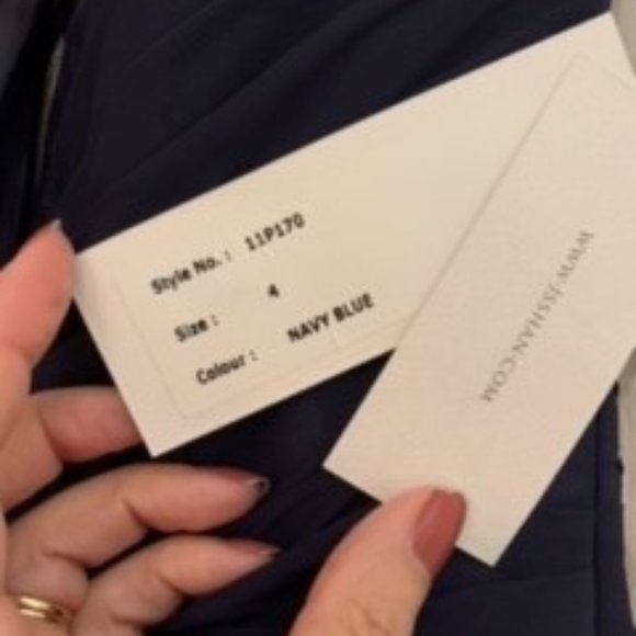 Georgeous navy gown - Picture 8 of 10